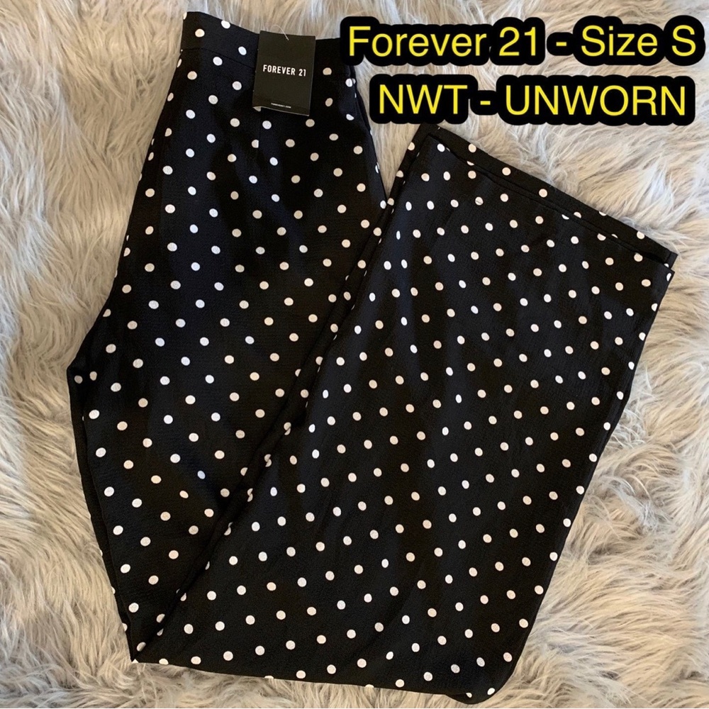 NEW NWT Forever 21 F21 women black dress pants w/ white dots & wide legs, size S